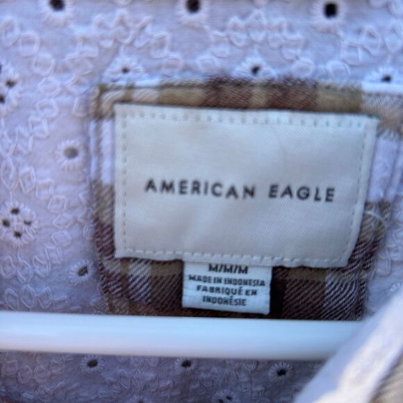 American Eagle plaid button up long sleeve size medium - Picture 4 of 8